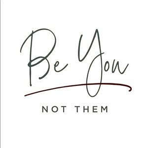 Check out my closet ❤️❤️ Tons of great items !